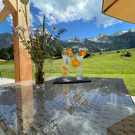 Chalet Inarpa - Appartements Et Suites La Clusaz Exteriör bild